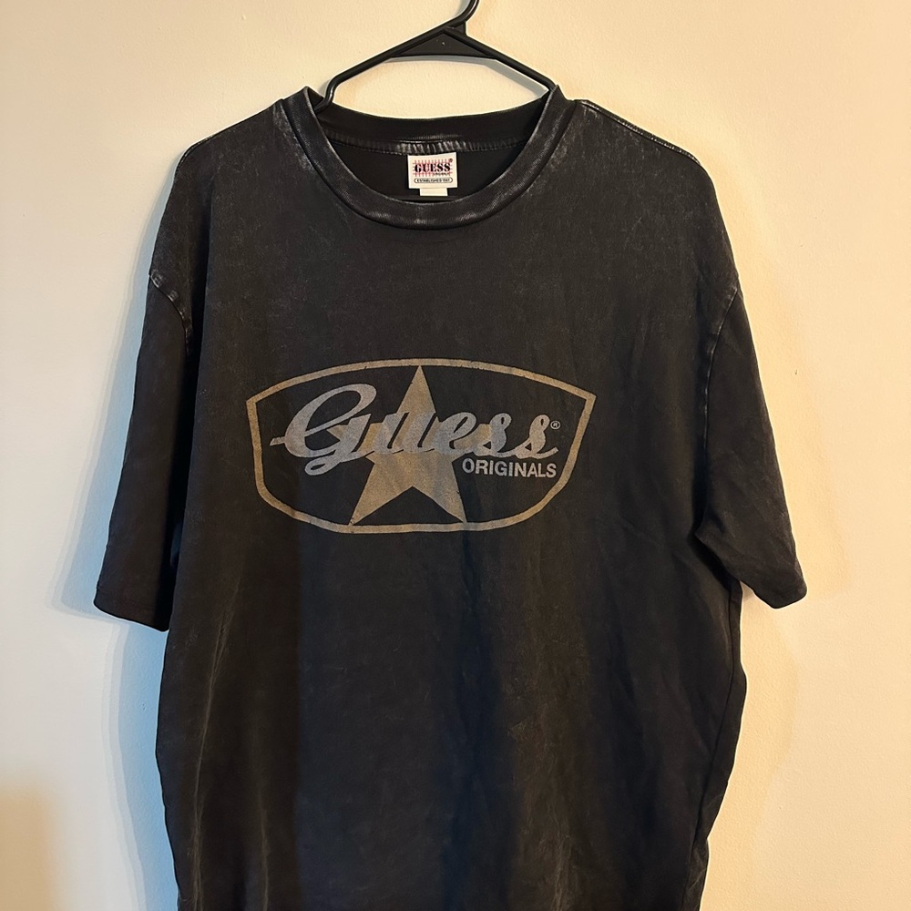 Guess Originals Distressed Black Tee